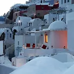 Menias Cave House