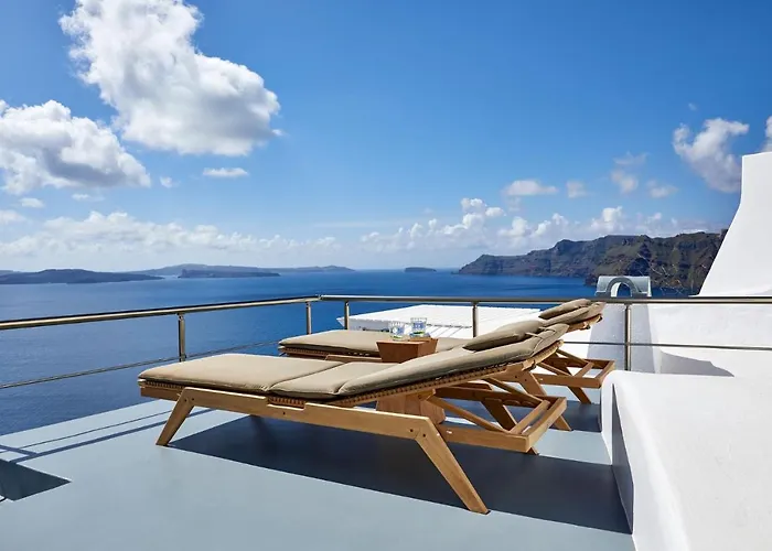 Caldera Bliss Cave Villa - Oia, Santorini - Private Terrace & Outdoor Hot Tub - Breathtaking Caldera Views