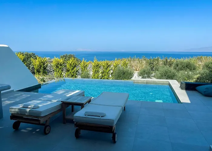 Saint John Oia-Exclusive Private Heated Pool Villas