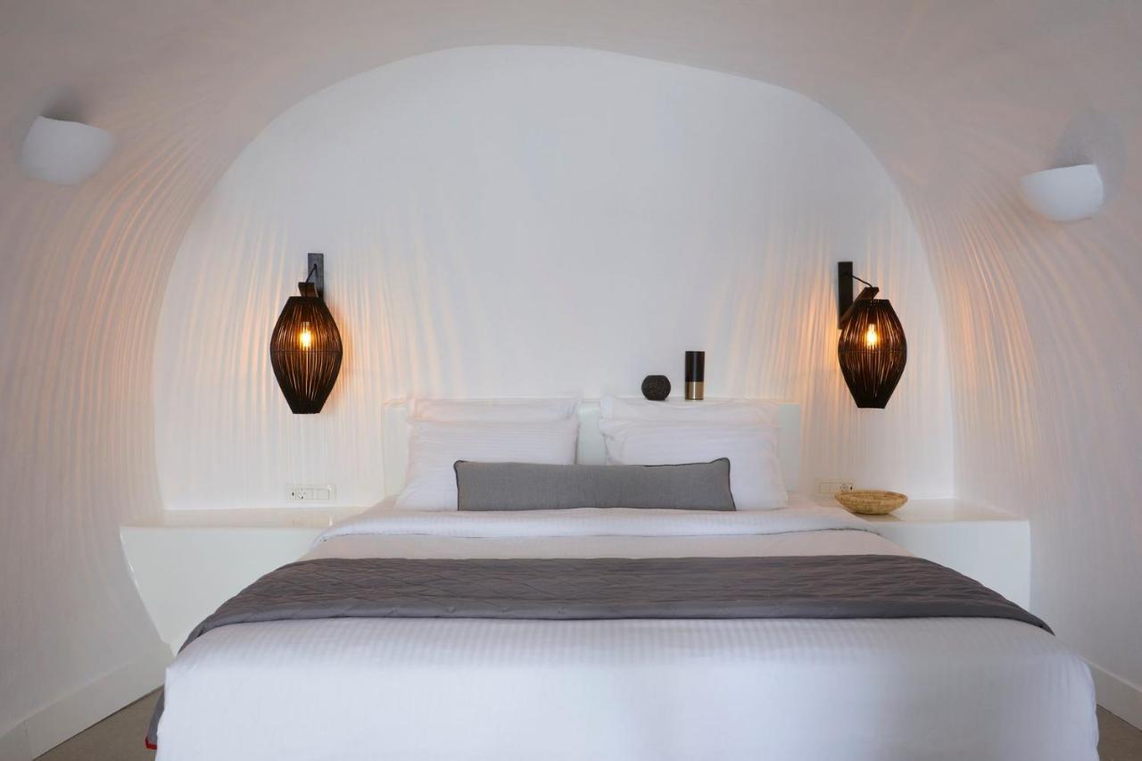 Caldera Bliss Cave - Oia, Santorini - Private Terrace & Outdoor Hot Tub - Breathtaking Caldera Views * Oia (Santorini)