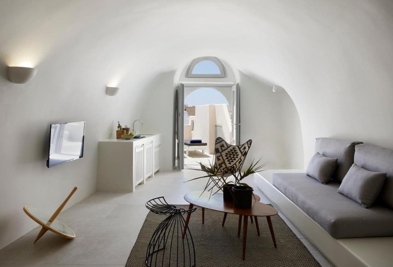 Elysian Santorini Villa