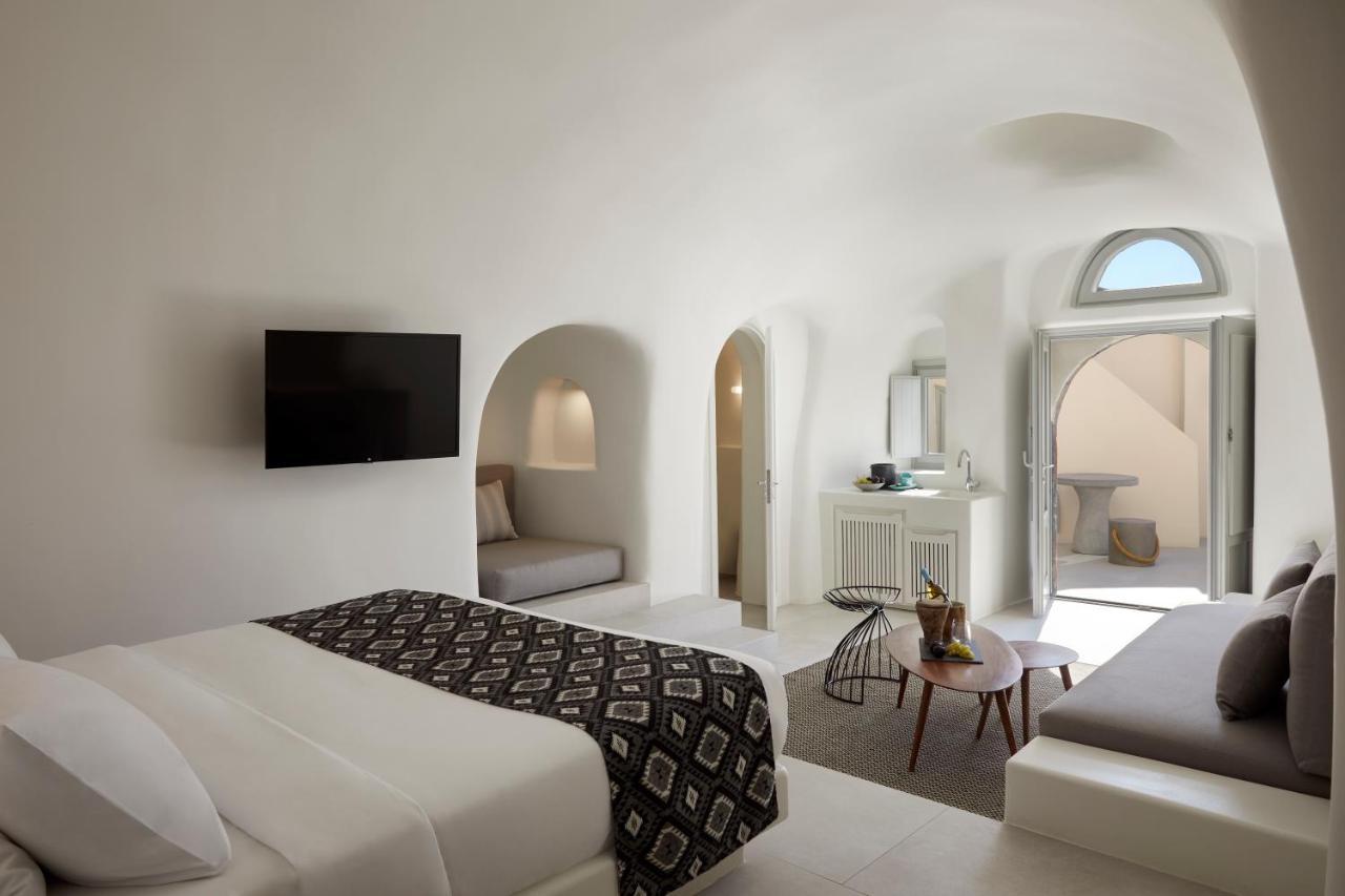 Elysian Santorini