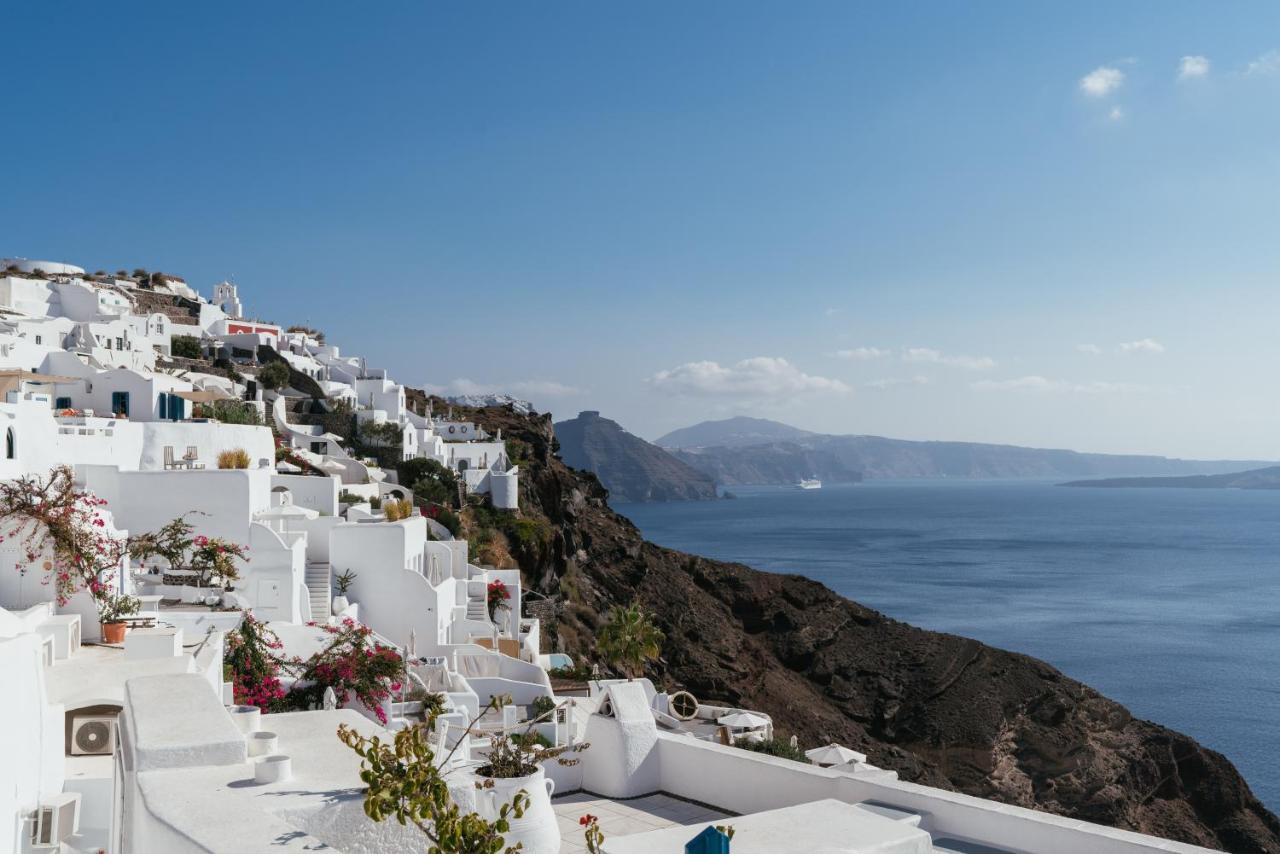 Aspa Caves Oia (Santorini)
