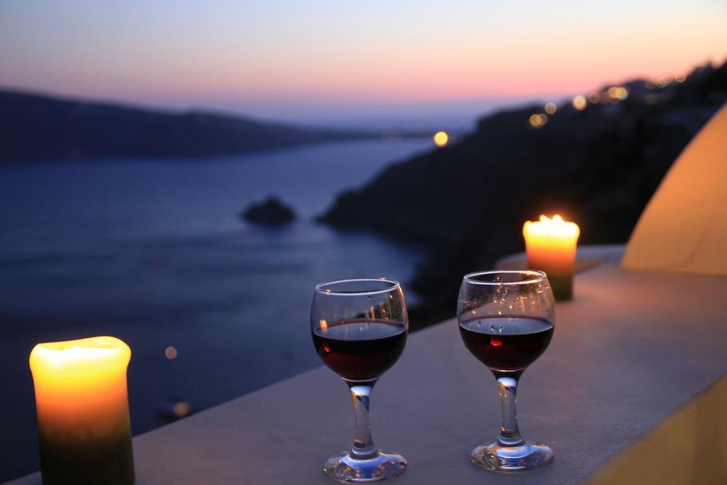 Angel Cave Apartment Oia (Santorini)