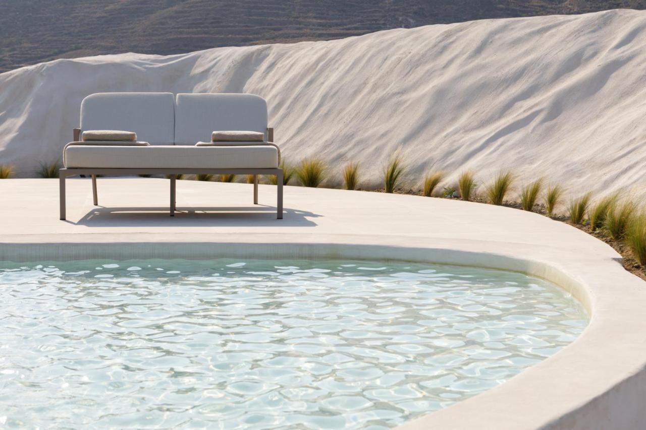 Elysian Retreat Hotel Oia (Santorini)