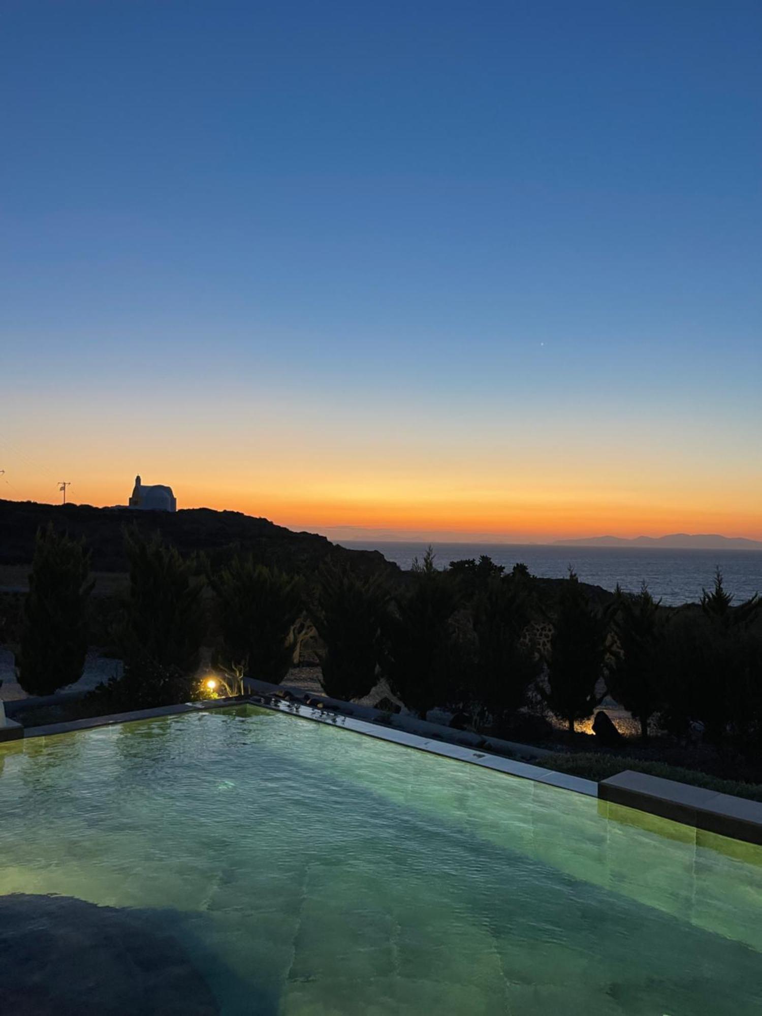 Saint John Oia-exclusive Private Heated Pool *