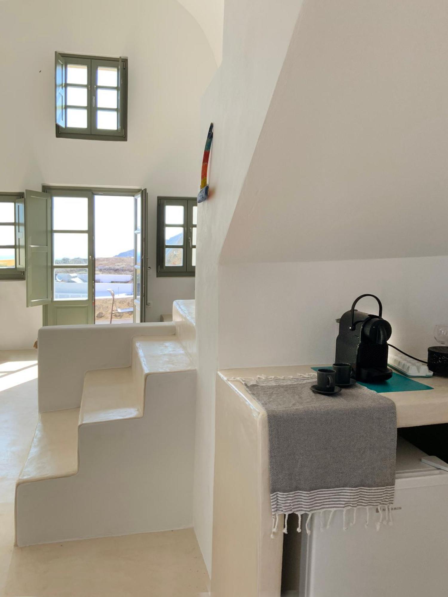 Ambelia Traditional Aparthotel