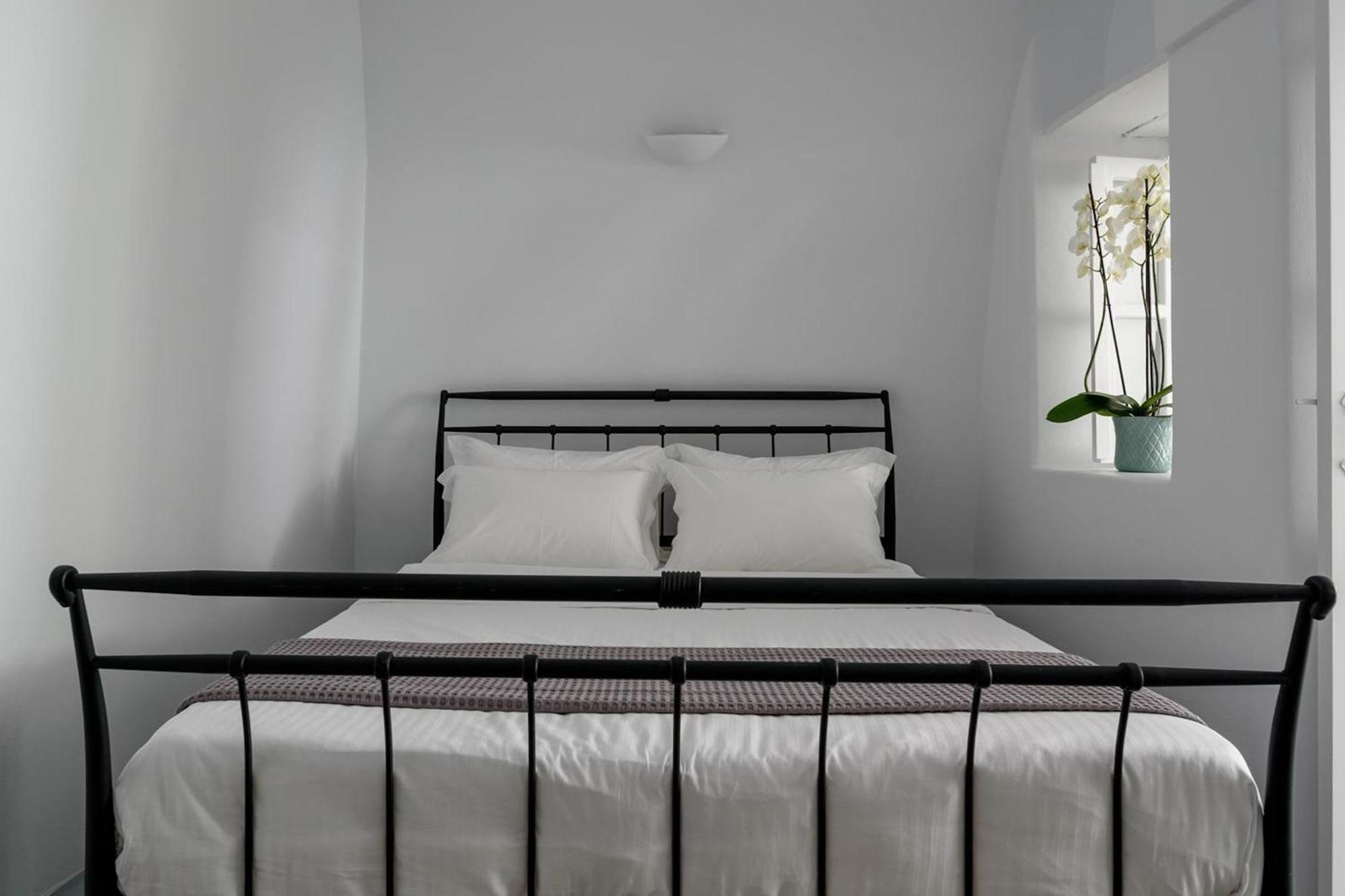 Villa Agapi Cave House Oia Santorini