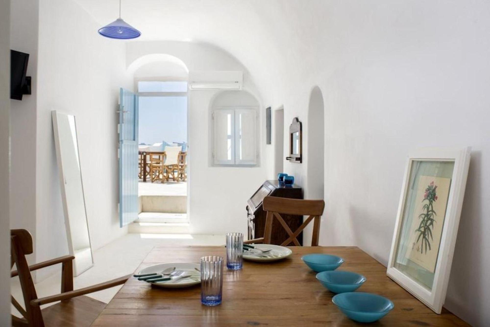 Agapi Cave House Oia Santorini