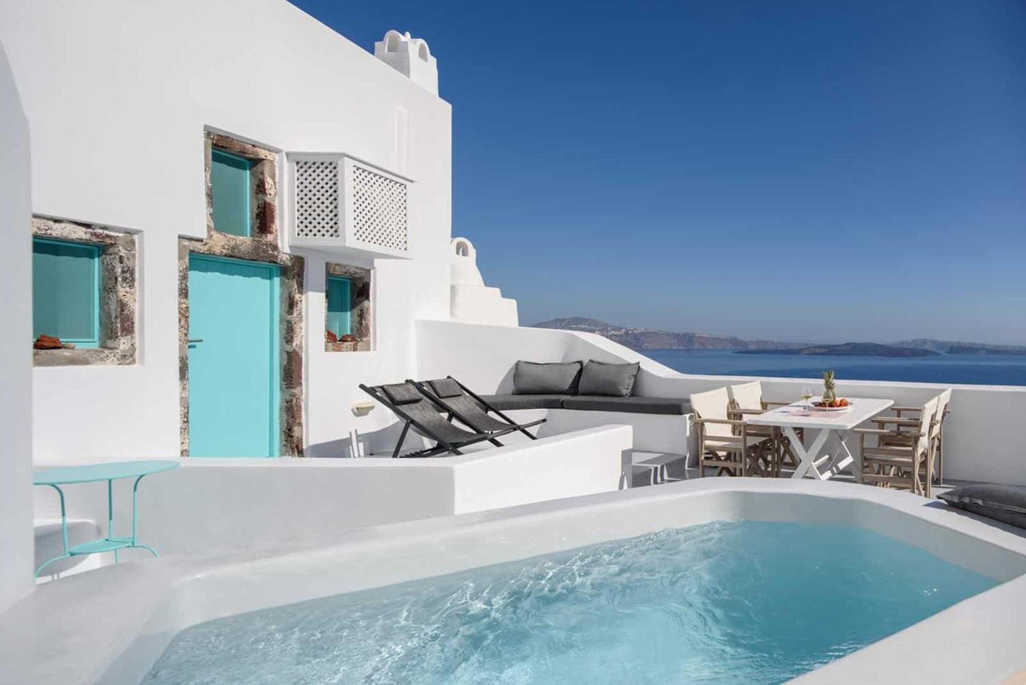 Agapi Cave House Oia Santorini