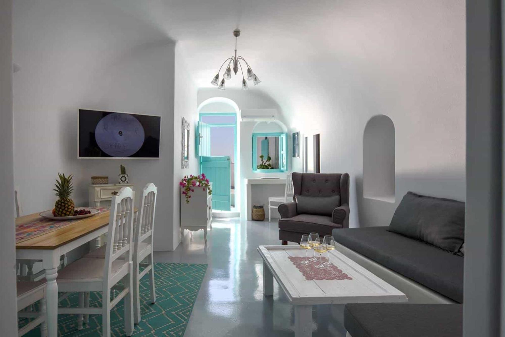 Villa Agapi Cave House Oia Santorini