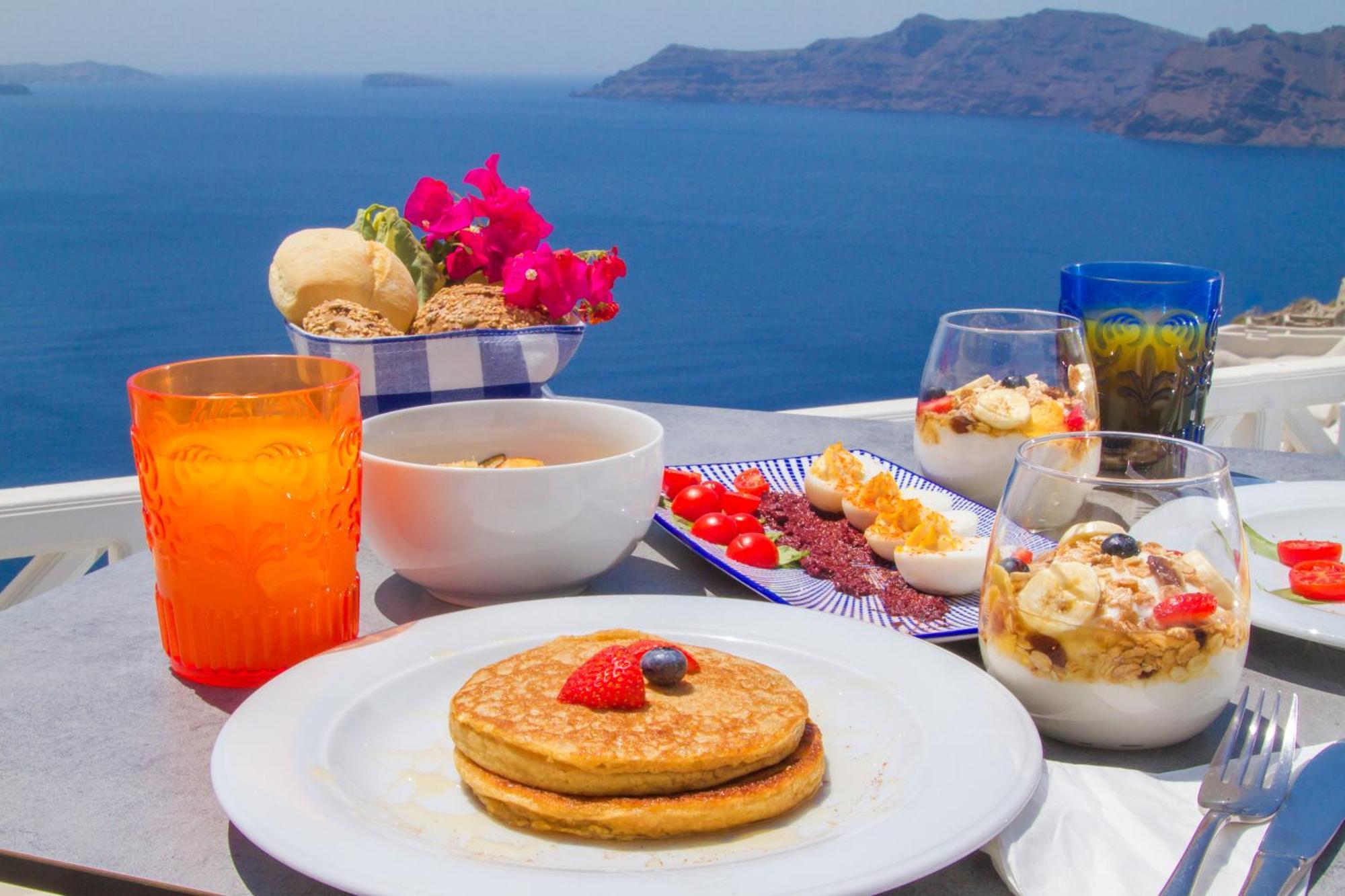 Alexander's Aparthotel Oia (Santorini)