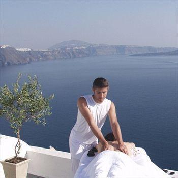 1864 The Sea Captain's House * Oia (Santorini)