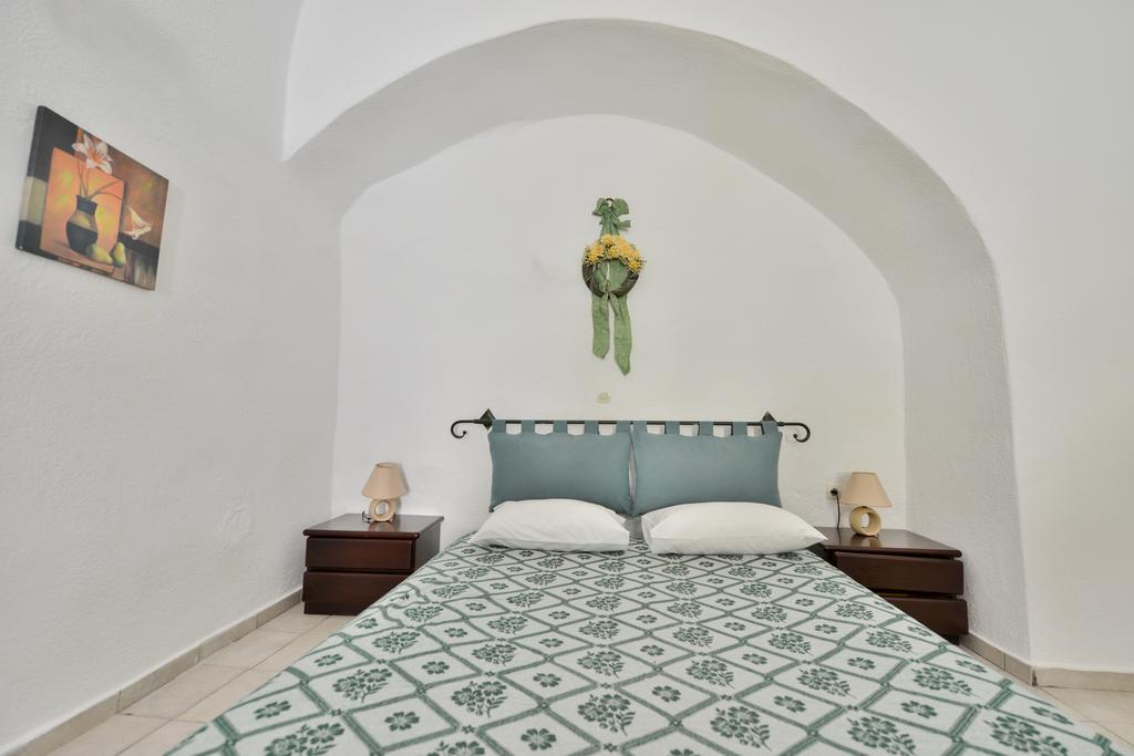 Christos Oia (Santorini)
