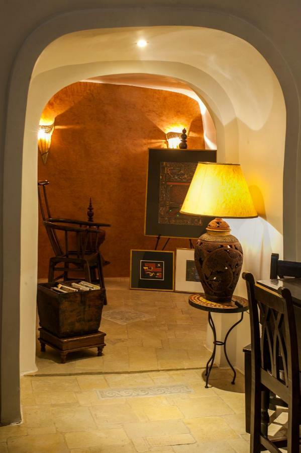 Heliophos Boutique Caves Aparthotel Oia (Santorini)