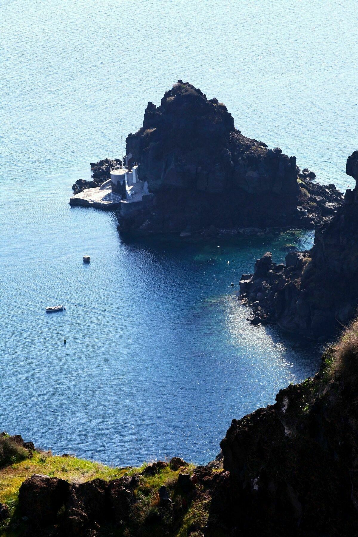 Menias Cave House * Oia (Santorini)