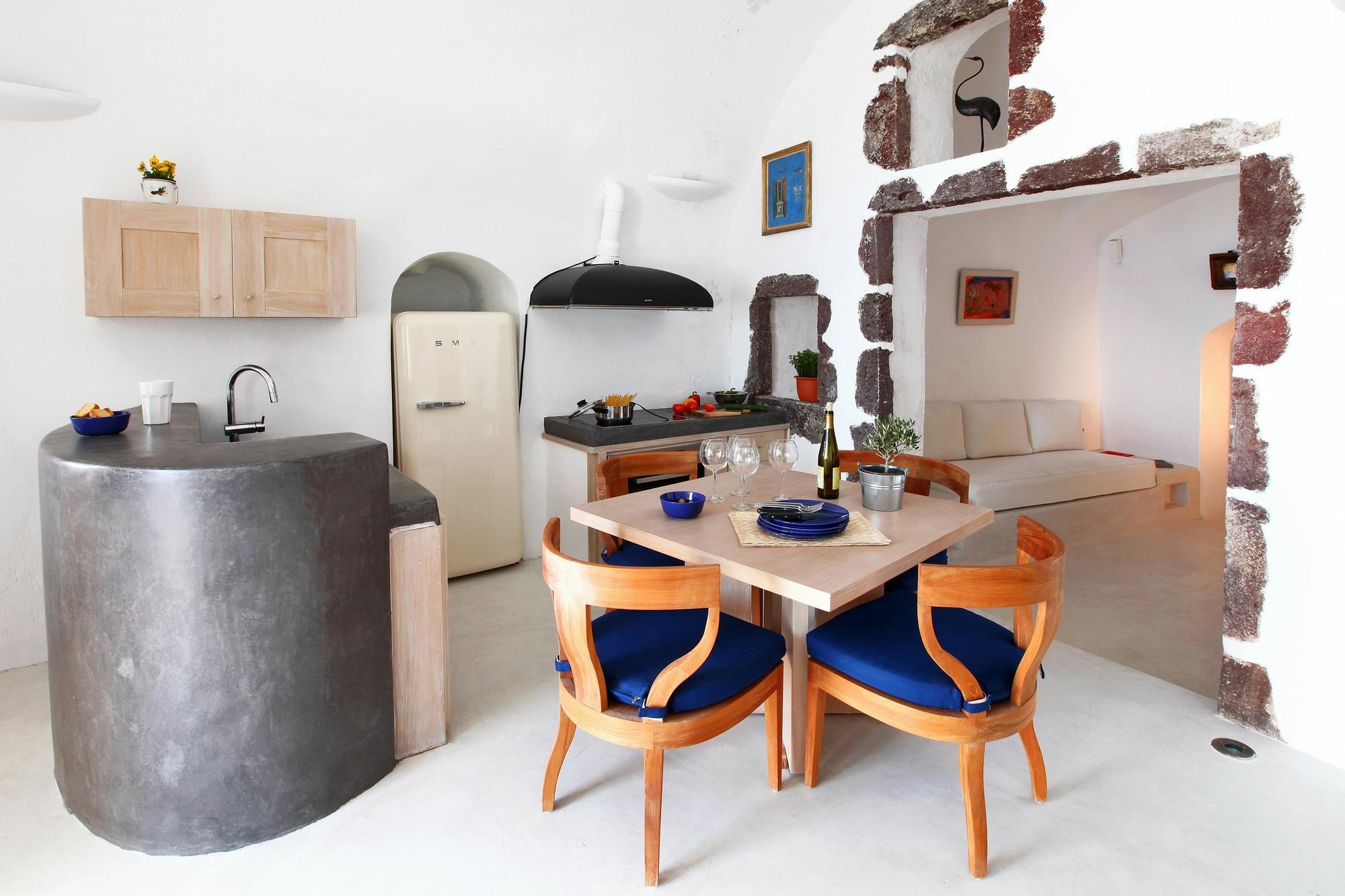 Apartment Menias Cave House *