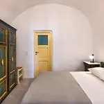 Danai House