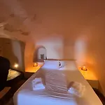Oia Vineyart Homes