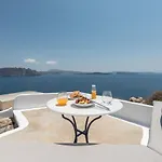 Chelidonia Luxury Suites
