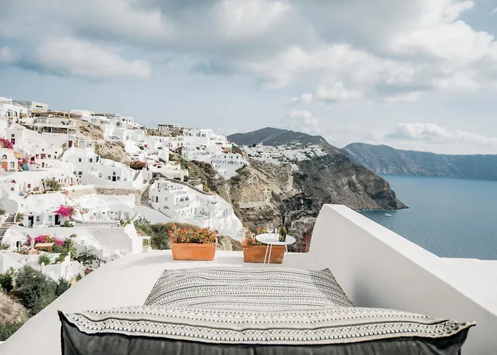 Chelidonia Luxury Suites