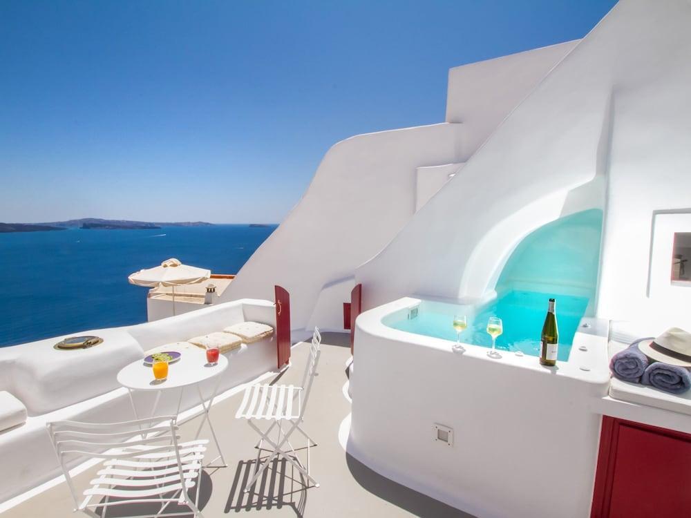 Hector Cave House * Oia (Santorini)