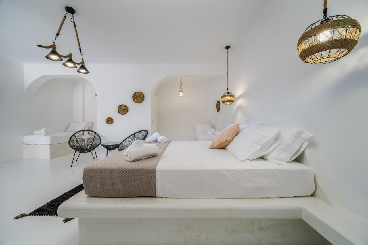 Amethyst Luxury Oia (Santorini)