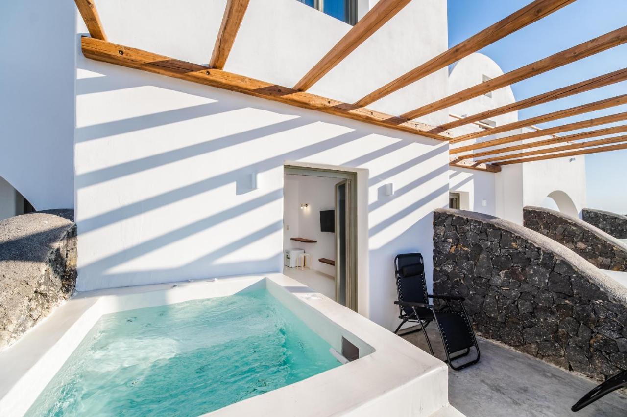 Amethyst Luxury Oia (Santorini)