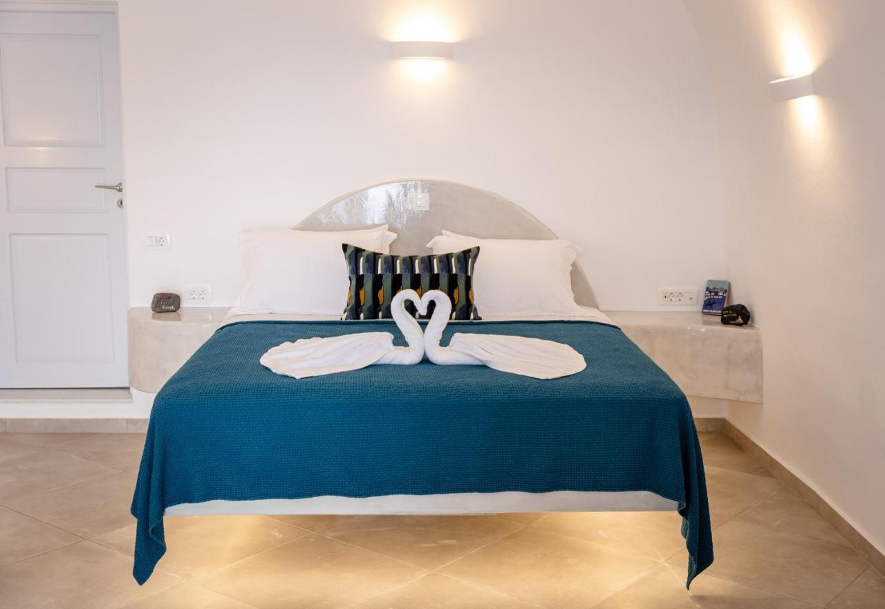 Sunborn * Oia (Santorini)