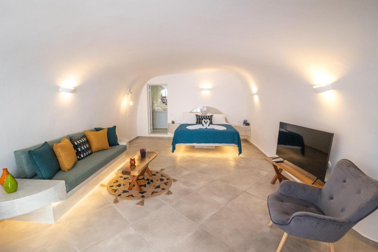 Sunborn * Oia (Santorini)