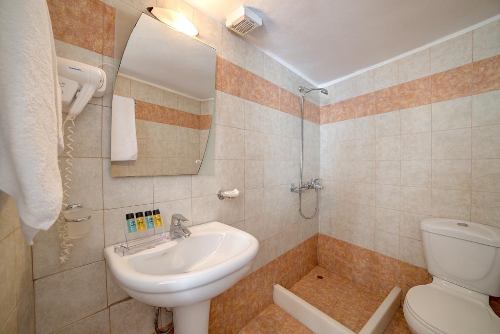 Aparthotel Cave 3*