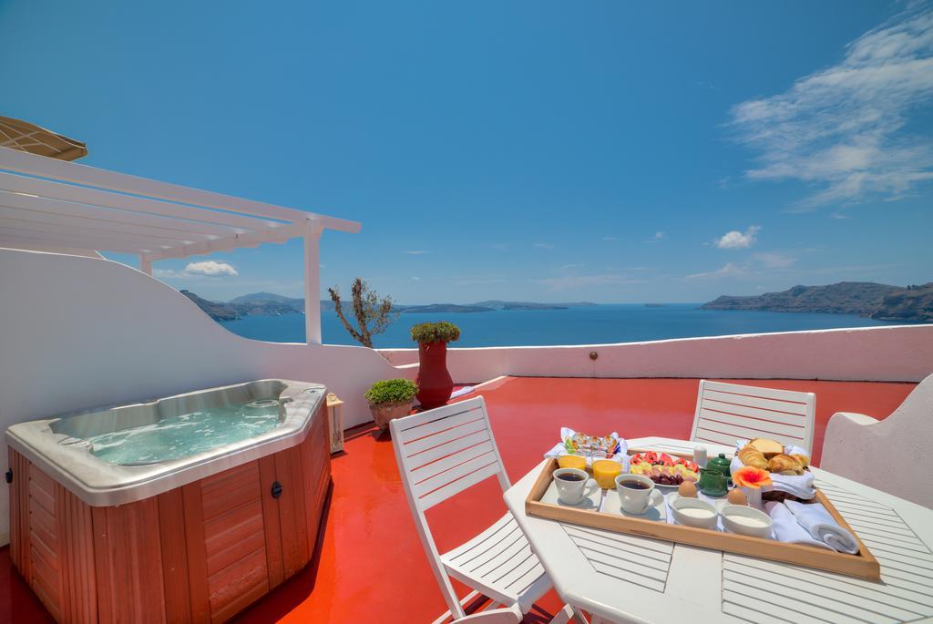 Cave Aparthotel 3*