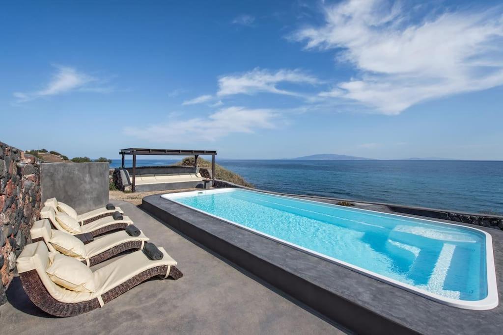 Ramni House: Private With Pool By The Sea