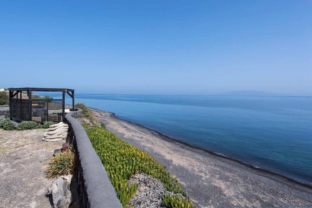 Villa Ramni House: Private With Pool By The Sea