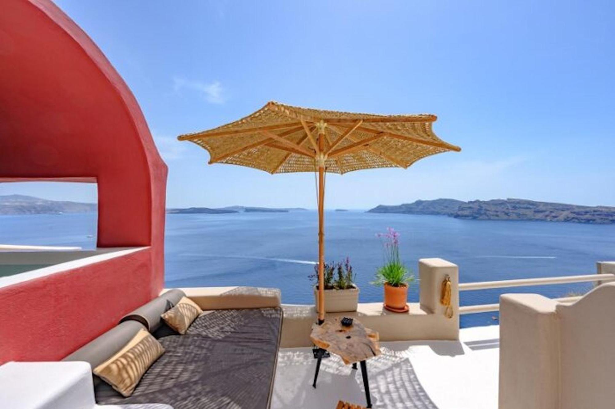 Stunning Santorini 1 Bedroom Indiana Private Heated Plunge Pool Amazing Caldera Sea Views Pousada