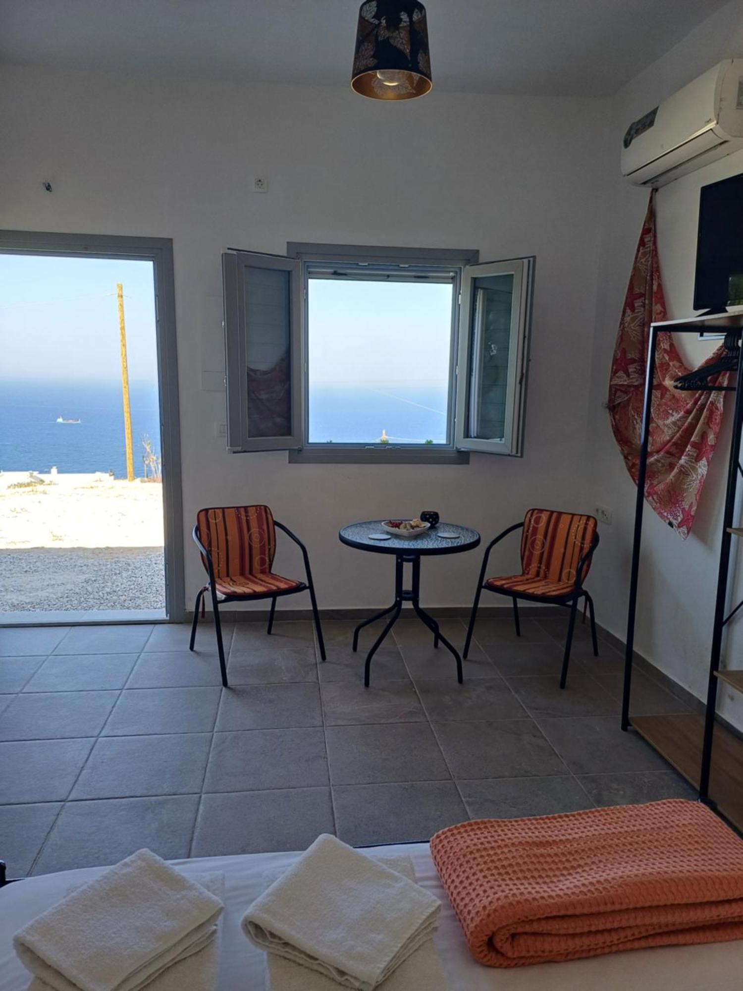 Apartment 'nektarios' Cycladic House With Sunrise And Sea View!!