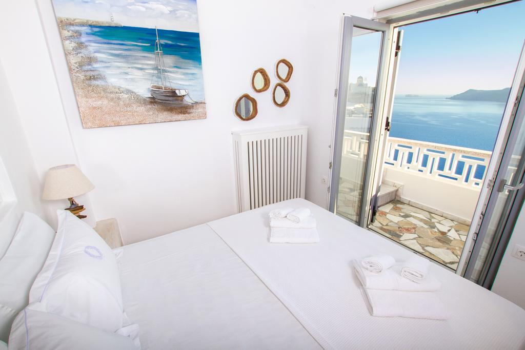 Villa Compass Oia (Santorini)