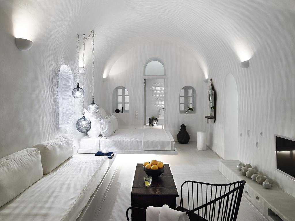 1864 The Sea Captain's House Villa Oia (Santorini)