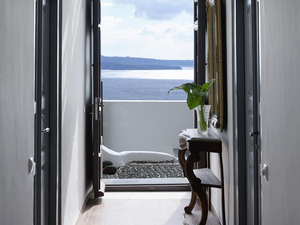 1864 The Sea Captain's House Villa Oia (Santorini)