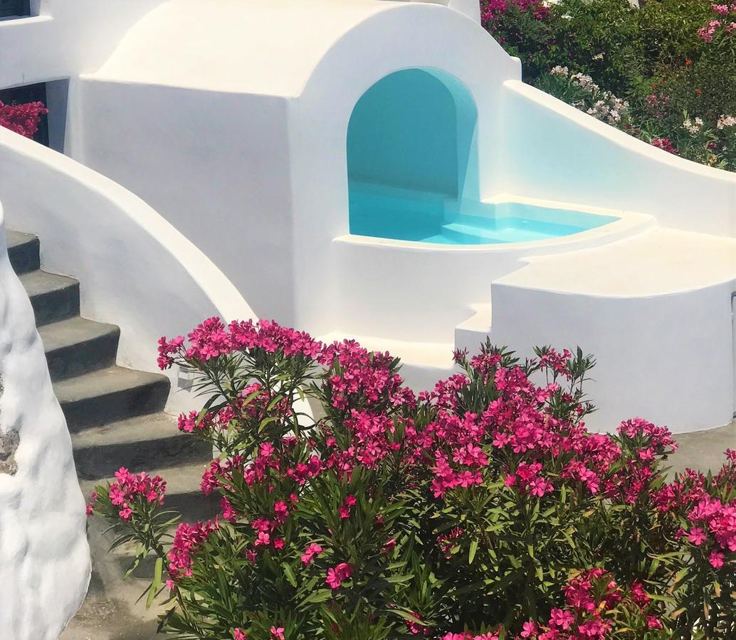 Chelidonia Luxury Oia (Santorini)