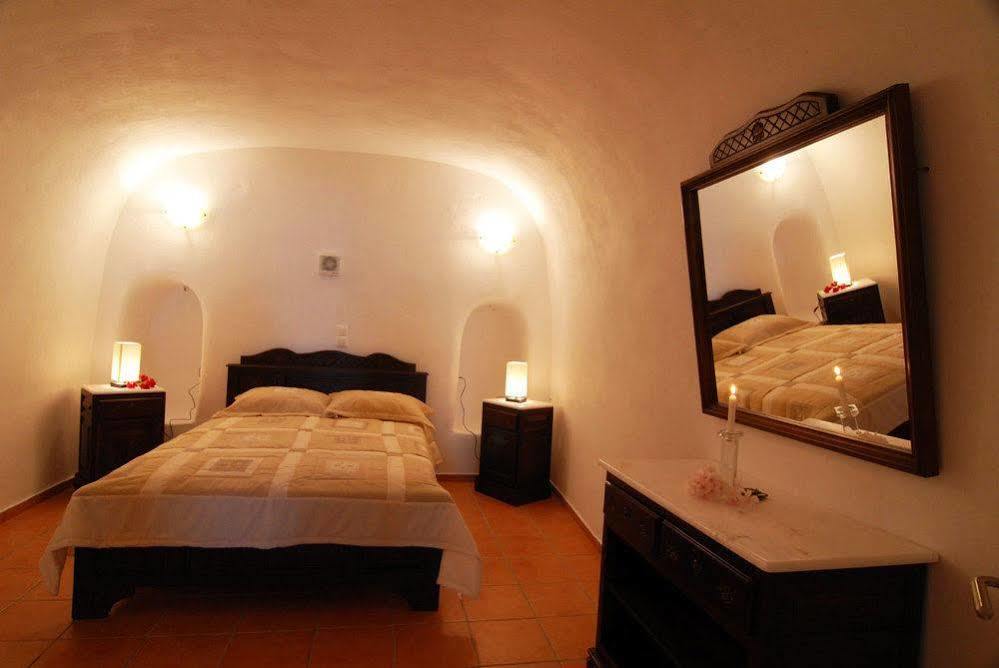 Aparthotel Cave Oia (Santorini)