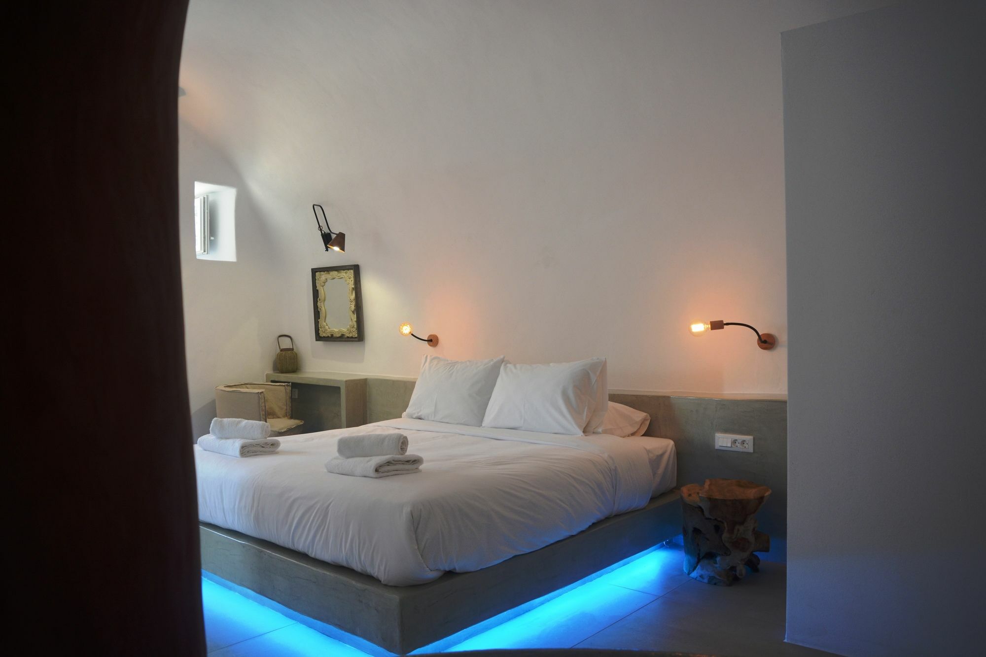 Hotel Elysian Santorini Oía