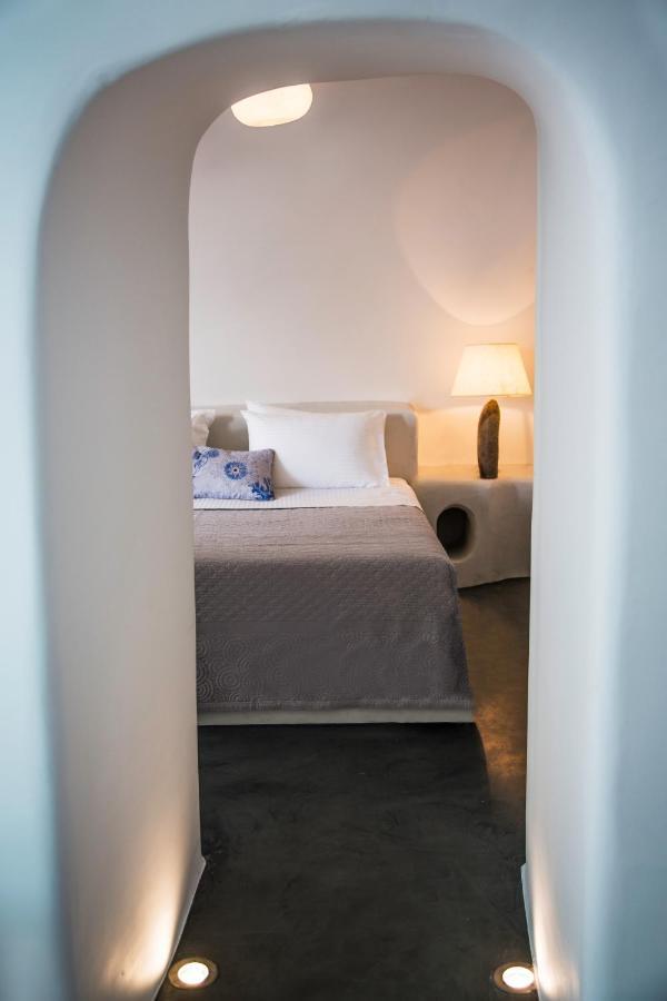 Lava Caves Holiday home Oia (Santorini)
