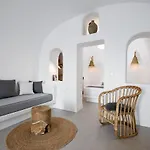 Virginias Cave Villas Santorini Superior Cave Villa With Outdoor Hot Tub