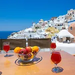 Kastro Oia Houses