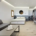 Alyvia Suites