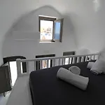 Astrea Suites Notus Dome House