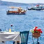 Rosepepper Villa