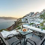 Amazing View Villa Oia With Jacuzzi