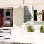 Le Cote Oia
